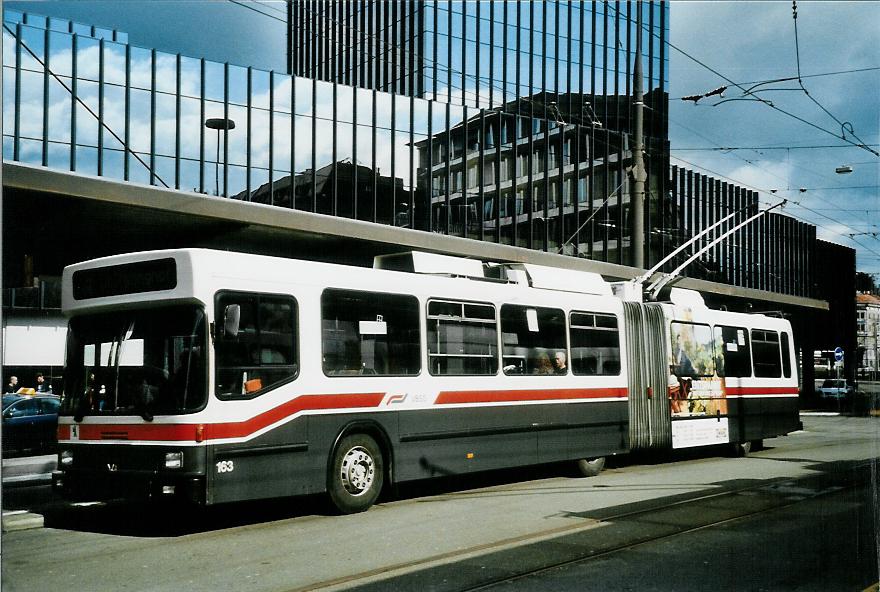 (105'909) - VBSG St. Gallen - Nr. 163 - NAW/Hess Gelenktrolleybus am 29. M�rz 2008 beim Bahnhof St. Gallen