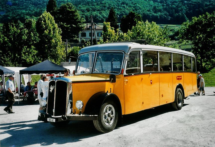 (108'107) - Riviera Carburant Lavage, St-L�gier - VD 42 - Saurer/Saurer (ex Oldtimer Club Saurer, Arbon; ex AVG Grindelwald; ex P 23'106; ex P 2160) am 21. Juni 2008 in Aigle, Saurertreffen