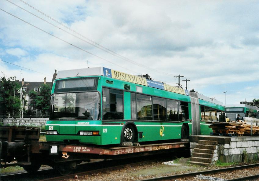 (108'822) - BVB Basel - Nr. 929 - Neoplan Gelenktrolleybus am 7. Juli 2008 in Basel, G�terbahnhof Wolf