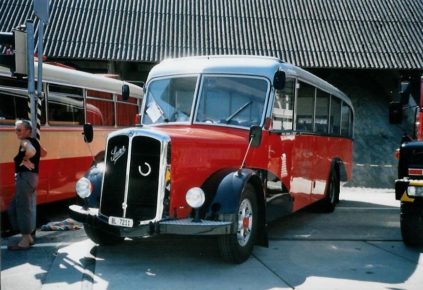 (110'702) - S�tterlin, Sch�nenbuch - BL 7211 - Saurer/Gangloff (ex Geiger, Adelboden Nr. 11; ex P 23'100; ex P 2153) am 30. August 2008 in Niederbipp, Saurertreffen
