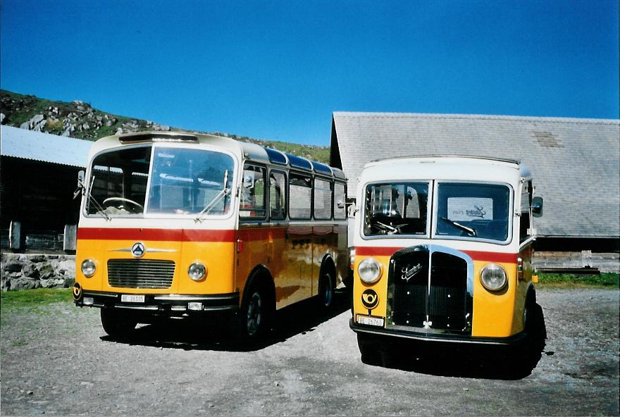 (111'205) - Schmid, Th�rishaus - Nr. 9/BE 26'105 - Saurer/R&J (ex Geiger, Adelboden Nr. 9) + Nr. 3/BE 26'760 - Saurer/Gangloff (ex Geiger, Adelboden Nr. 3) am 27. September 2008 in Kiental, Bundalp