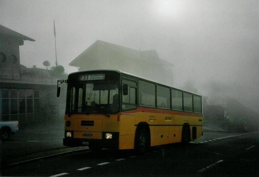 (112'103) - Moser, Teuffenthal - BE 142'017 - NAW/R&J (ex Burri, Teuffenthal) am 16. November 2008 in Schwendibach, K�serei