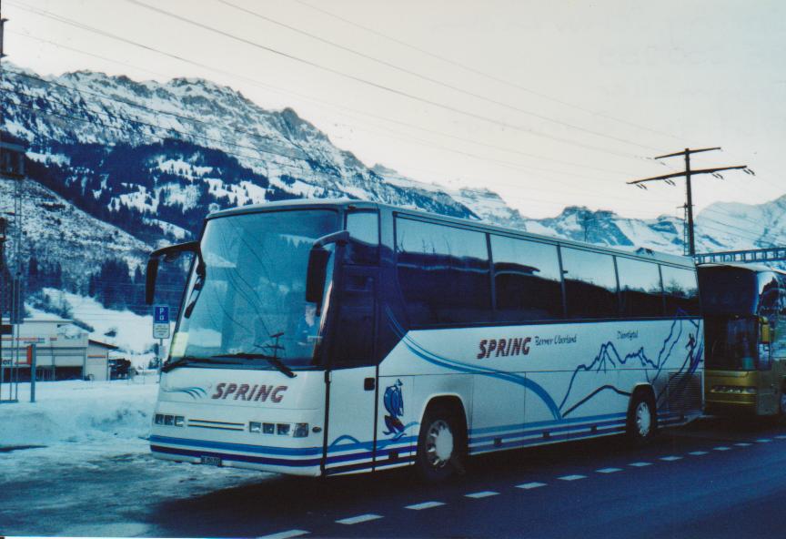 (113'615) - Spring, Schwenden - BE 250'255 - Dr�gm�ller am 11. Januar 2009 beim Bahnhof Frutigen