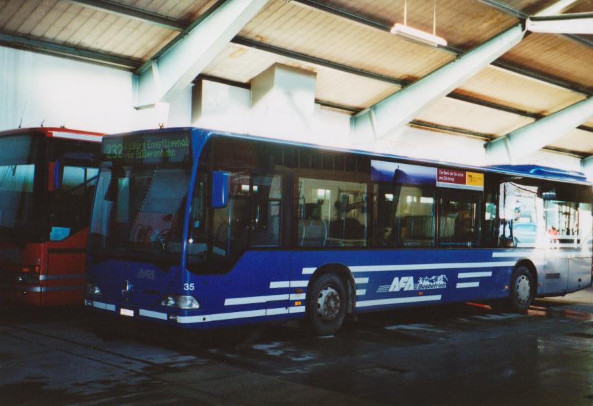 (113'834) - AFA Adelboden - Nr. 35/BE 19'692 - Mercedes (ex Nr. 1) am 11. Januar 2009 im Autobahnhof Adelboden