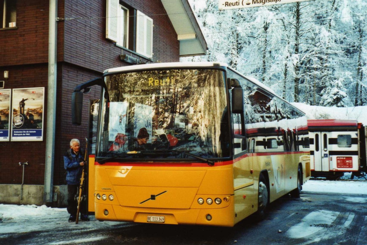 (114'119) - Fl�ck, Brienz - Nr. 5/BE 113'349 - Volvo (ex AVBB Schwanden) am 22. Januar 2009 auf dem Br�nigpass