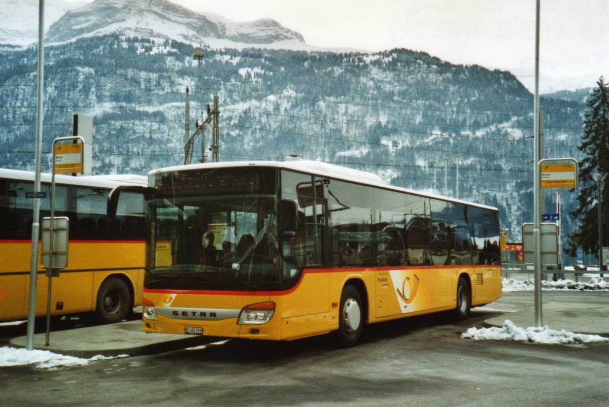 (114'409) - Fl�ck, Brienz - Nr. 1/BE 482'299 - Setra am 16. Februar 2009 beim Bahnhof Brienz