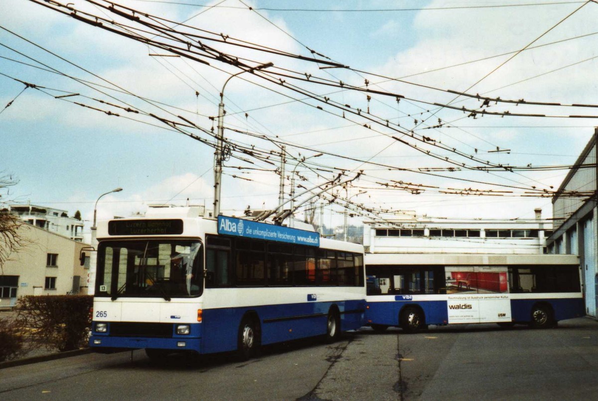 (114'725) - VBL Luzern - Nr. 265 - NAW/R&J-Hess Trolleybus am 7. M�rz 2009 in Luzern, Depot