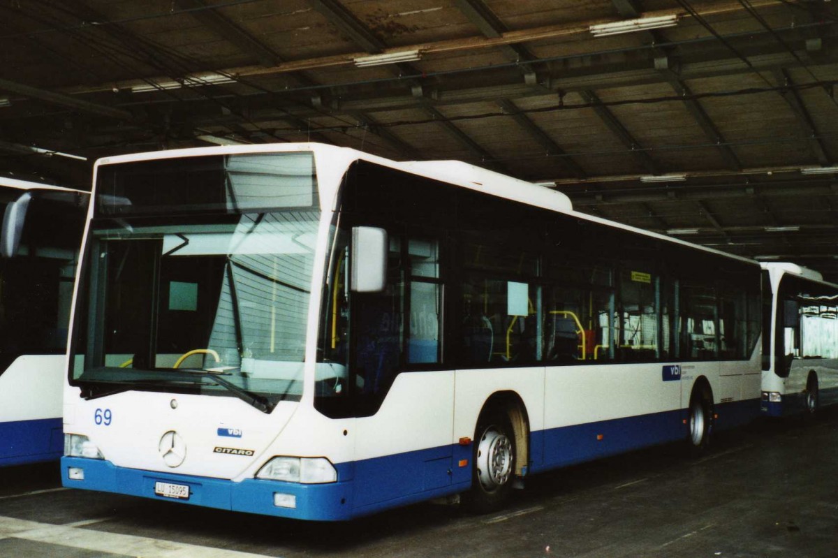 (114'733) - VBL Luzern - Nr. 69/LU 15'095 - Mercedes am 7. M�rz 2009 in Luzern, Depot
