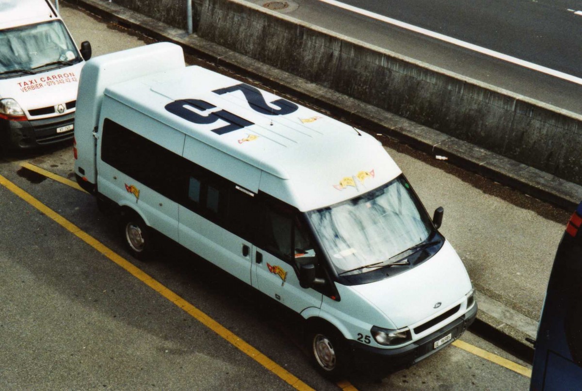 (114'908) - Dupraz, Gen�ve - Nr. 25/GE 96'985 - Ford am 8. M�rz 2009 in Gen�ve, A�roport