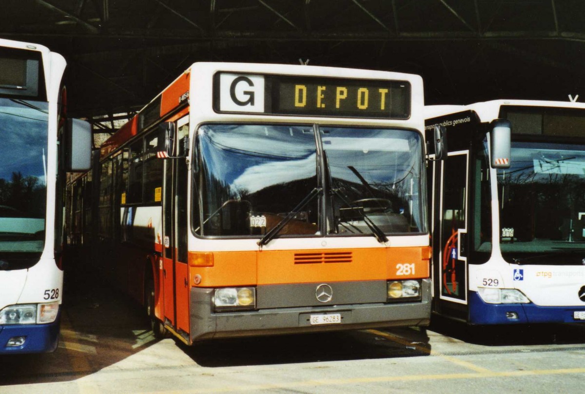 (114'931) - TPG Gen�ve - Nr. 281/GE 96'283 - Mercedes am 8. M�rz 2009 in Gen�ve, D�p�t