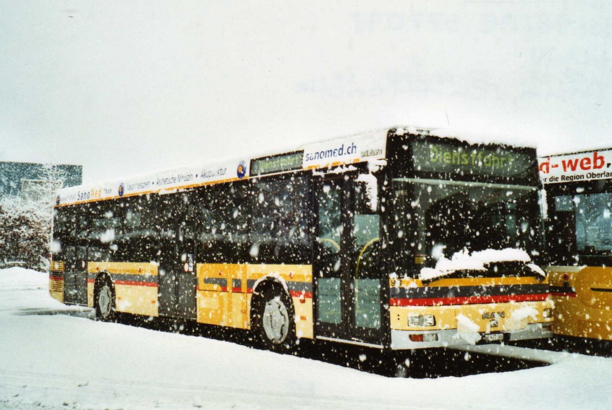 (115'020) - STI Thun - Nr. 98/BE 577'098 - MAN am 9. M�rz 2009 bei der Schiffl�ndte Thun