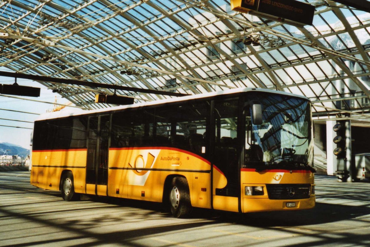 (115'026) - Demarmels, Salouf - GR 43'393 - Mercedes am 14. M�rz 2009 in Chur, Postautostation