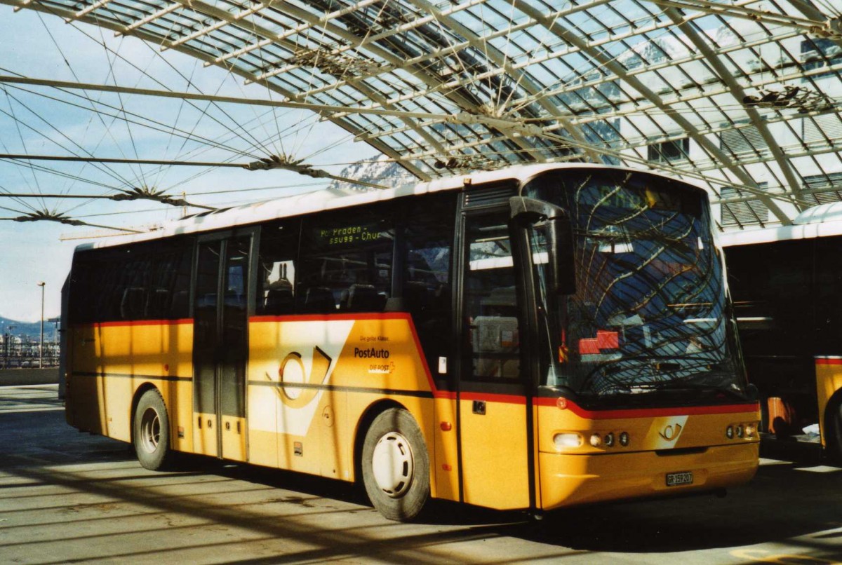 (115'113) - PostAuto Graub�nden - GR 159'207 - Neoplan (ex P 25'082) am 14. M�rz 2009 in Chur, Postautostation