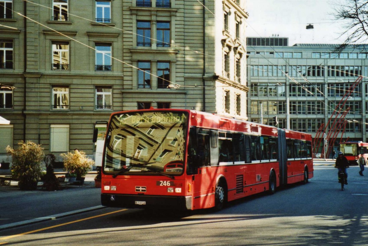 (115'313) - Bernmobil, Bern - Nr. 246/BE 518'246 - Van Hool am 16. M�rz 2009 in Bern, Hirschengraben