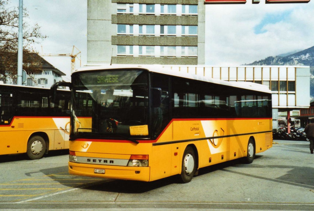 (115'715) - Dubuis, Savi�se - VS 46'915 - Setra am 30. M�rz 2009 beim Bahnhof Sion