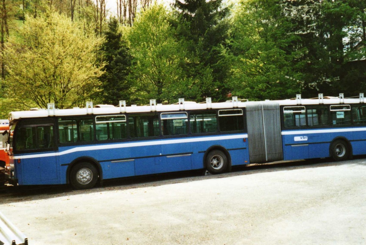 (116'202) - VBL Luzern (R�trobus) - Nr. 103 - Volvo/Hess am 25. April 2009 in Bressonnaz, R�trobus
