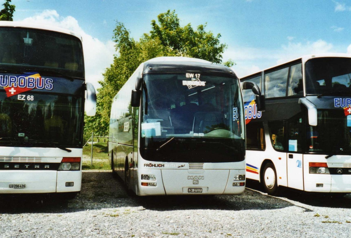 (116'333) - Fr�hlich, Z�rich - Nr. 17/ZH 27'117 - MAN am 6. Mai 2009 in Thun, Kleine Allmend