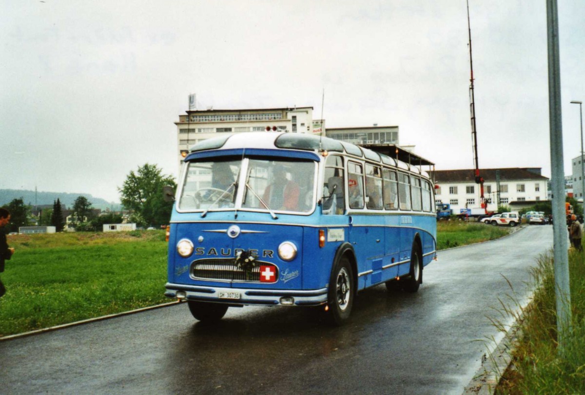 (117'207) - Bolliger, Stetten - SH 30'730 - Saurer/R&J (ex Sol�r+Fontana, Ilanz Nr. 8) am 6. Juni 2009 in Thayngen, Saurertreffen