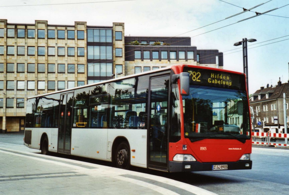 (118'012) - Rheinbahn, D�sseldorf - Nr. 8905/D-GJ 8905 - Mercedes am 5. Juli 2009 in Solingen