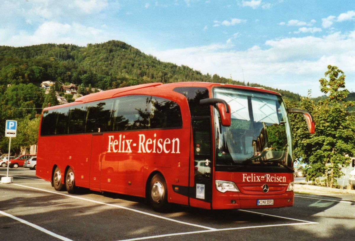 (120'105) - Aus Deutschland: Felix-Reisen, K�ln - Nr. 3/K-MA 5591 - Mercedes am 17. August 2009 in Thun, Seestrasse