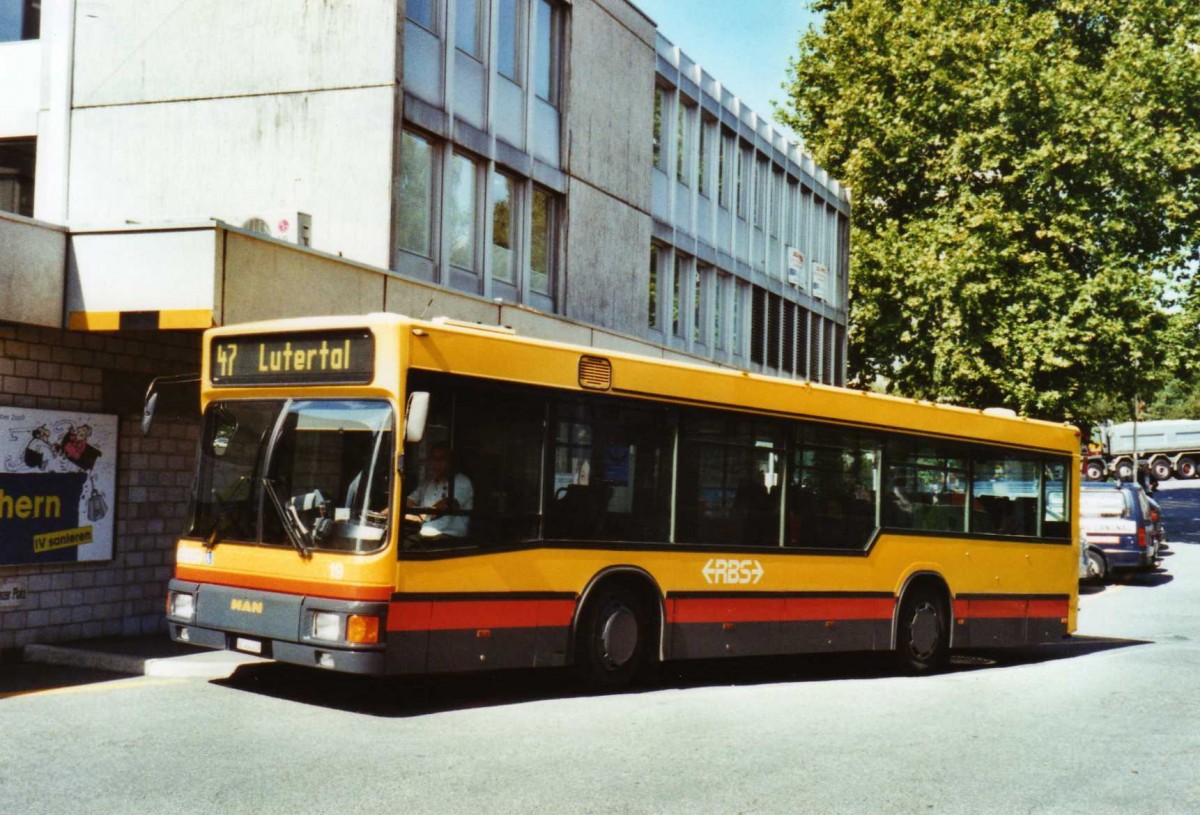 (121'210) - RBS Worblaufen - Nr. 19/BE 464'419 - MAN/G�ppel (ex AAGL Liestal Nr. 58) am 14. September 2009 beim Bahnhof Bolligen