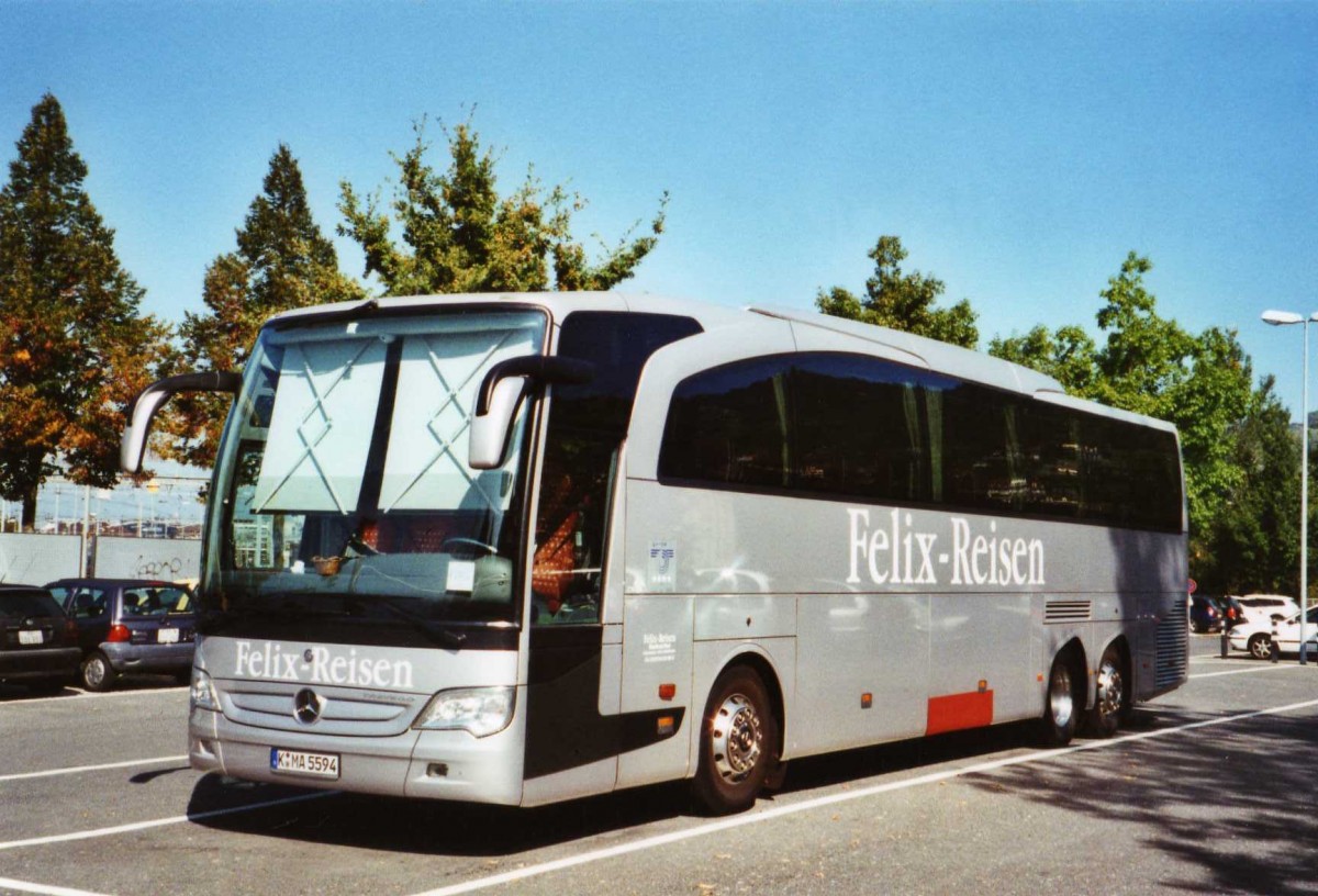 (121'419) - Aus Deutschland: Felix-Reisen, K�ln - Nr. 10/K-MA 5594 - Mercedes am 29. September 2009 in Thun, Seestrasse