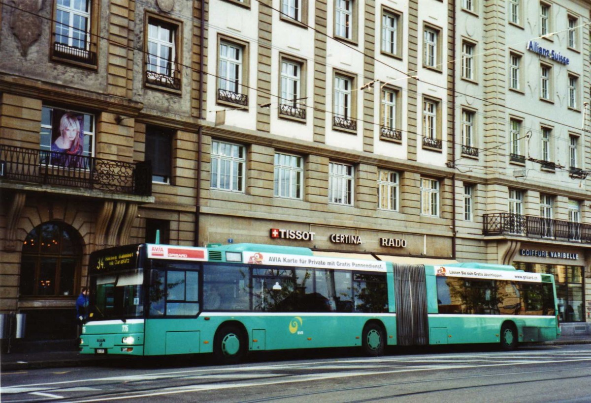 (122'108) - BVB Basel - Nr. 775/BS 3275 - MAN am 17. November 2009 in Basel, Schiffl�nde