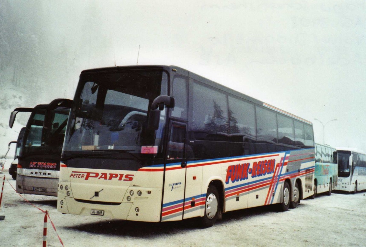(123'810) - Papis, Schafisbeim - AG 8908 - Volvo/Dr�gm�ller am 9. Januar 2010 in Adelboden, ASB