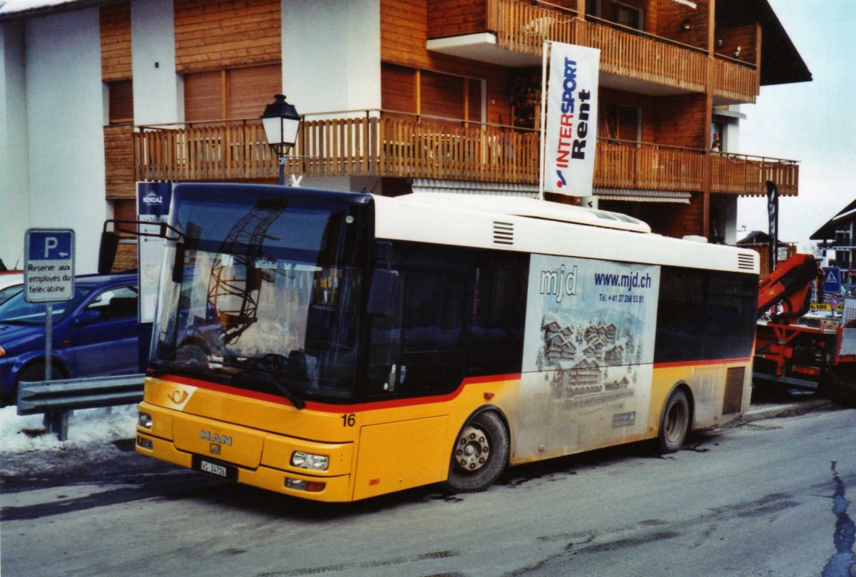 (124'632) - Lathion, Sion - Nr. 16/VS 24'726 - MAN/G�ppel (ex Globe-Limo, Gen�ve Nr. 904) am 9. M�rz 2010 in Haute-Nendaz, T�l�