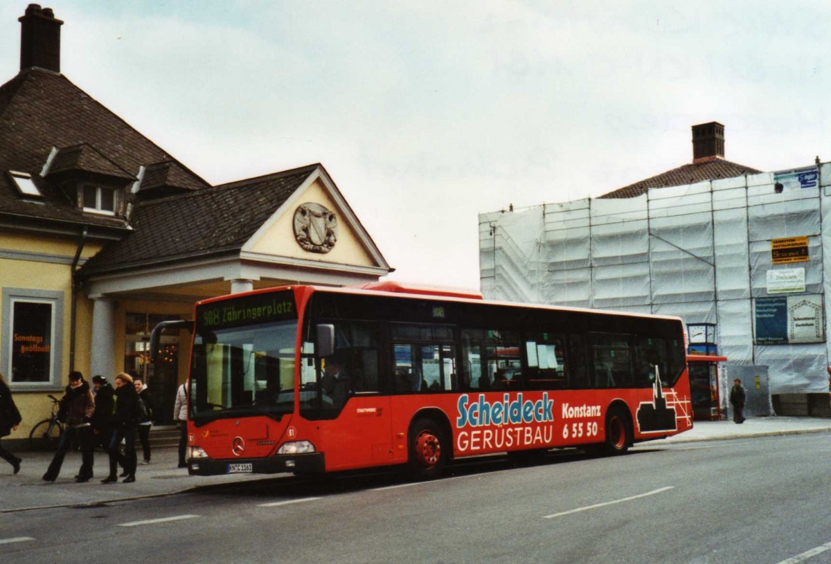 (124'809) - SWK Konstanz - Nr. 61/KN-C 1161 - Mercedes am 10. M�rz 2010 beim Bahnhof Konstanz
