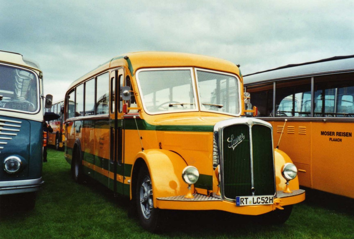 (125'920) - Aus Deutschland: Hogenm�ller, Reutlingen - RT-LC 52H - Saurer/R&J (ex AvH Heimenschwand Nr. 1) am 1. Mai 2010 in Arbon, Arbon Classics