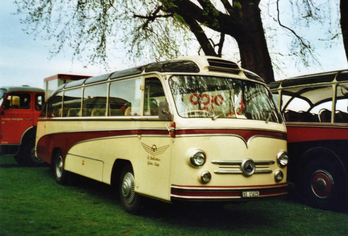 (126'006) - Ballestraz, Gr�ne - VS 11'615 - Saurer/Saurer (ex Girardet, Yverdon) am 1. Mai 2010 in Arbon, Arbon Classics