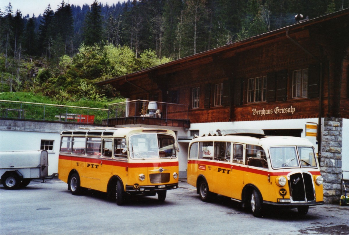 (126'701) - Schmid, Th�rishaus - Nr. 9/BE 26'105 - Saurer/R&J (ex Geiger, Adelboden Nr. 9) + Nr. 3/BE 26'760 - Saurer/Gangloff (ex Geiger, Adelboden Nr. 3) am 29. Mai 2010 auf der Griesalp