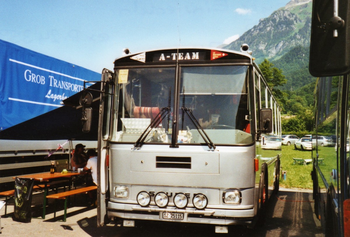 (127'303) - Steinauer, Einsiedeln - SZ 25'115 - Saurer/R&J (ex Albin, F�llanden; ex SBB Bern; ex Sol�r&Fontana, Ilanz; ex P 24'359) am 26. Juni 2010 in Interlaken, Flugplatz