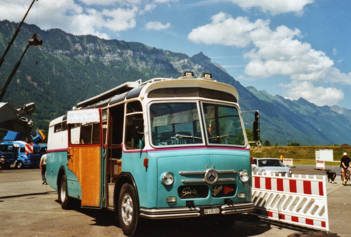 (127'304) - Pittet, Aigle - VD 135'332 - Saurer/Saurer (ex M+79'518; ex P 24'137; ex P 21'737) am 26. Juni 2010 in Interlaken, Flugplatz
