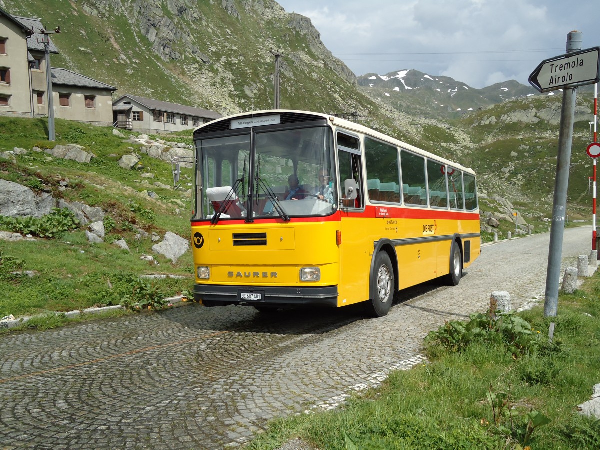 (127'589) - AVG Meiringen - Nr. 74/BE 607'481 - Saurer/R&J (ex P 24'357) am 4. Juli 2010 in Gotthard, Passh�he