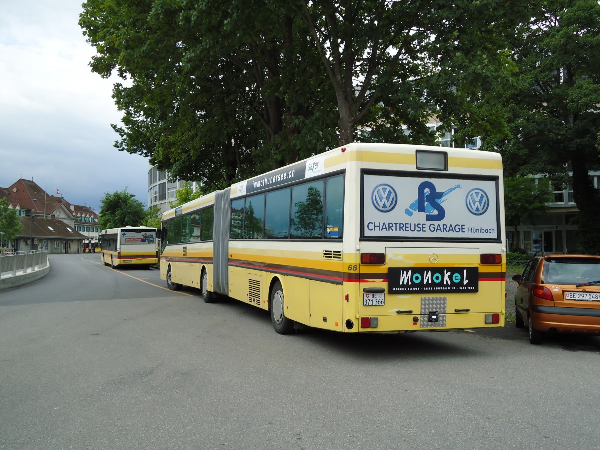 (128'014) - STI Thun - Nr. 66/BE 371'366 - Mercedes am 24. Juli 2010 bei der Schiffl�ndte Thun