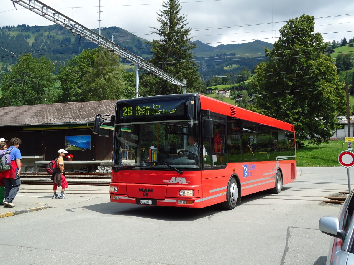 (128'049) - AFA Adelboden - Nr. 55/BE 611'055 - MAN/G�ppel am 25. Juli 2010 beim Bahnhof Lenk