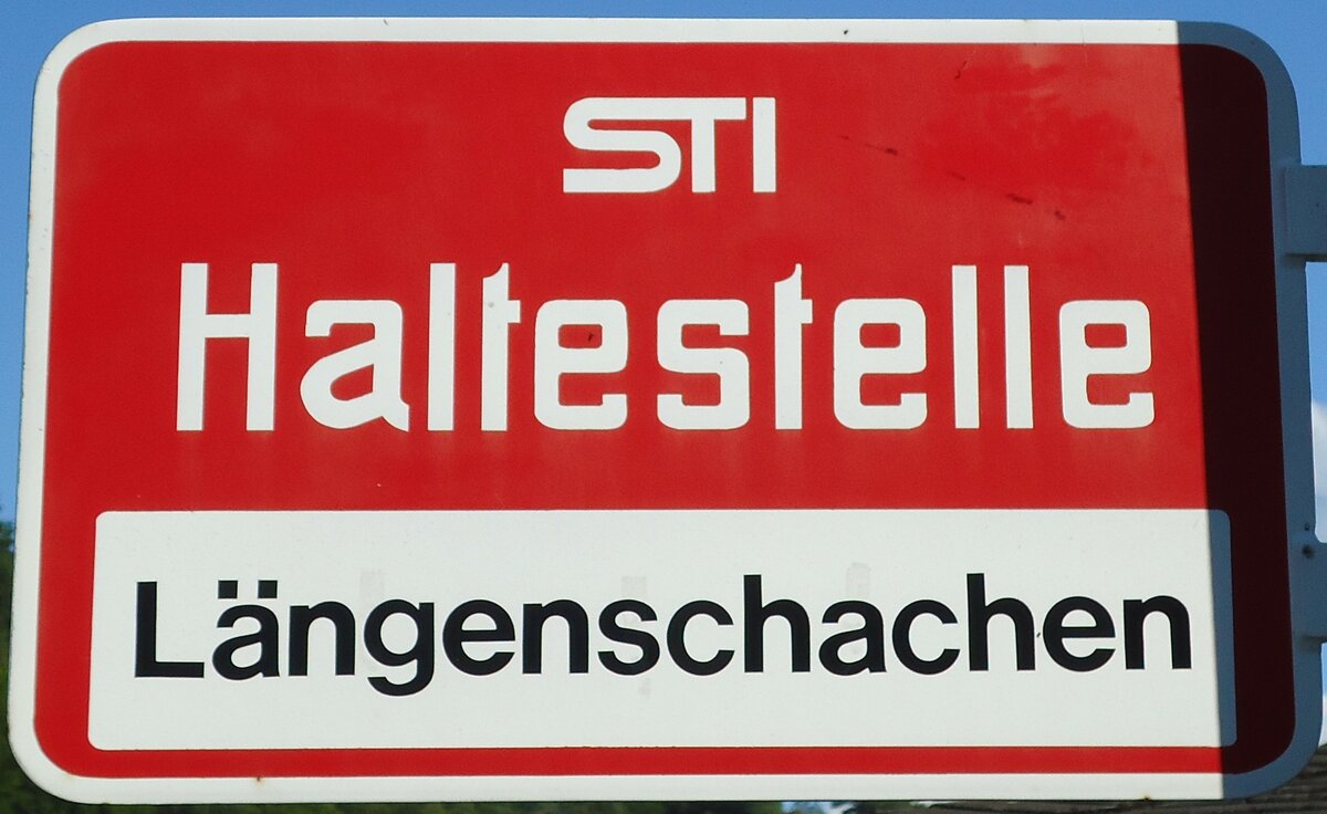 (128'223) - STI-Haltestellenschild - Oberhofen, L�ngenschachen - am 1. August 2010