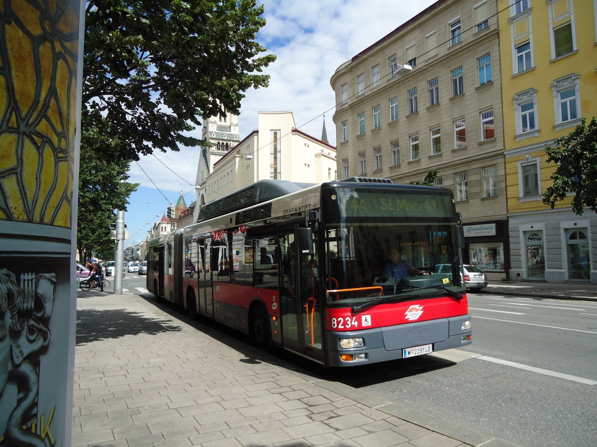 (128'380) - Wiener Linien - Nr. 8234/W 2291 LO - Gr�f&Stift am 9. August 2010 in Wien, Rabengasse