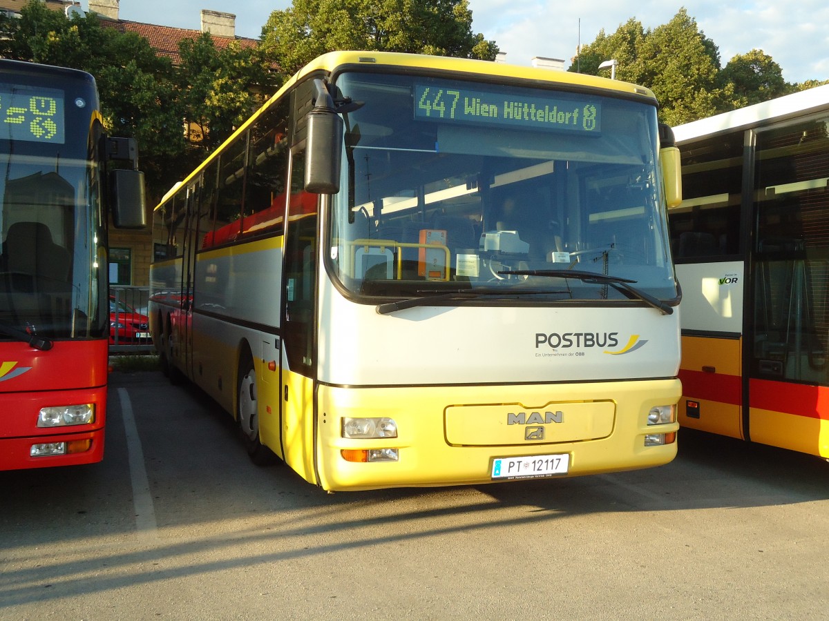 (128'460) - PostBus - PT 12'117 - MAN am 9. August 2010 in Wien, Garage H�tteldorf