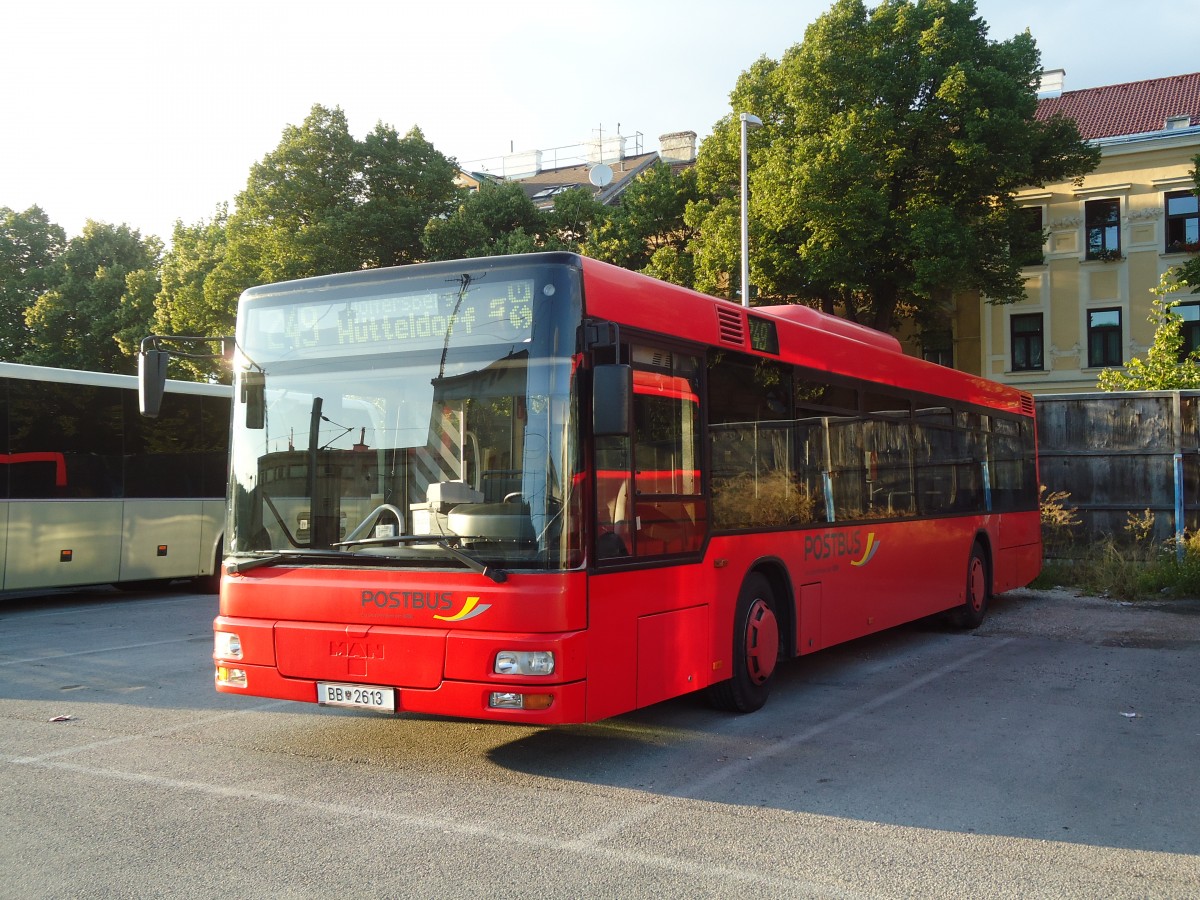 (128'468) - PostBus - BB 2613 - MAN am 9. August 2010 in Wien, Garage H�tteldorf