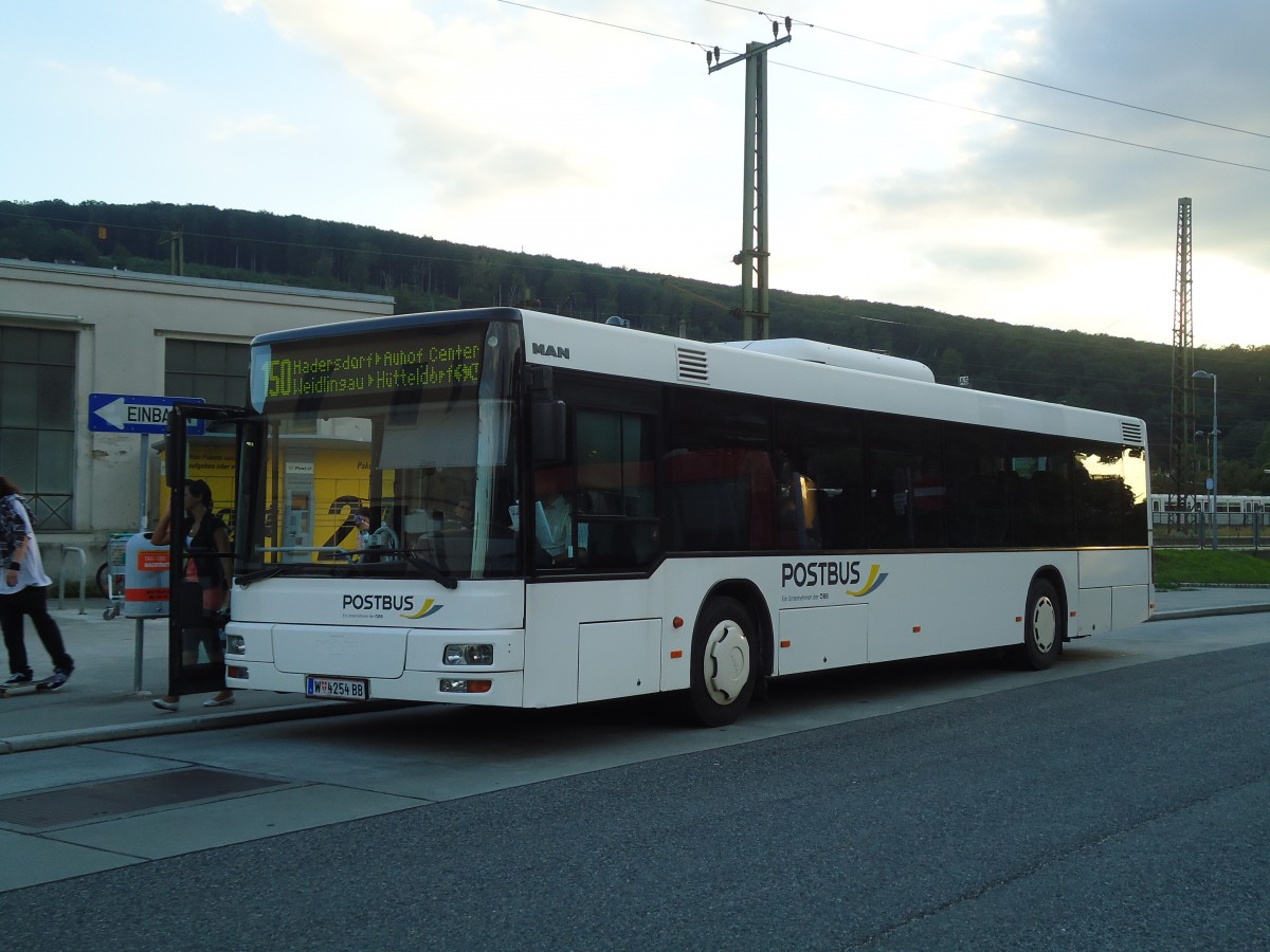 (128'478 - PostBus - W 4254 BB - MAN am 9. August 2010 in Wien, H�tteldorf