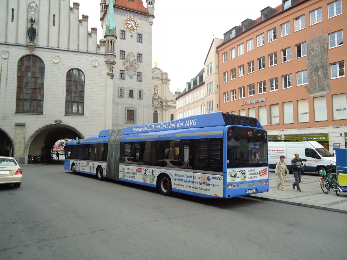 (128'604) - MVG M�nchen - Nr. 5340/M-VG 5340 - Solaris am 11. August 2010 in M�nchen, Marienplatz