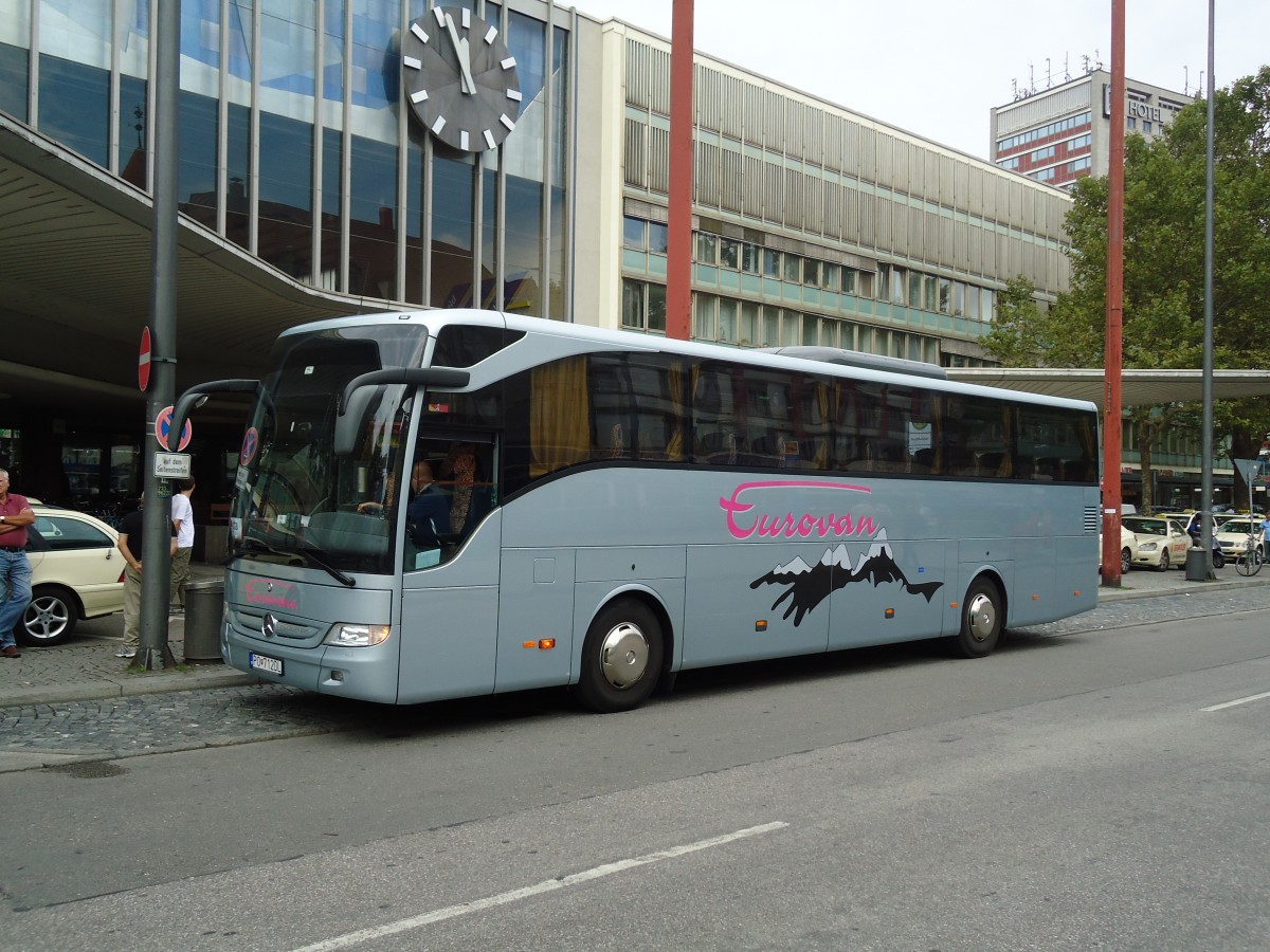 (128'610) - Aus der Slowakei: Eurovan, Presov - PO-712DL - Mercedes am 11. August 2010 beim Hauptbahnhof M�nchen