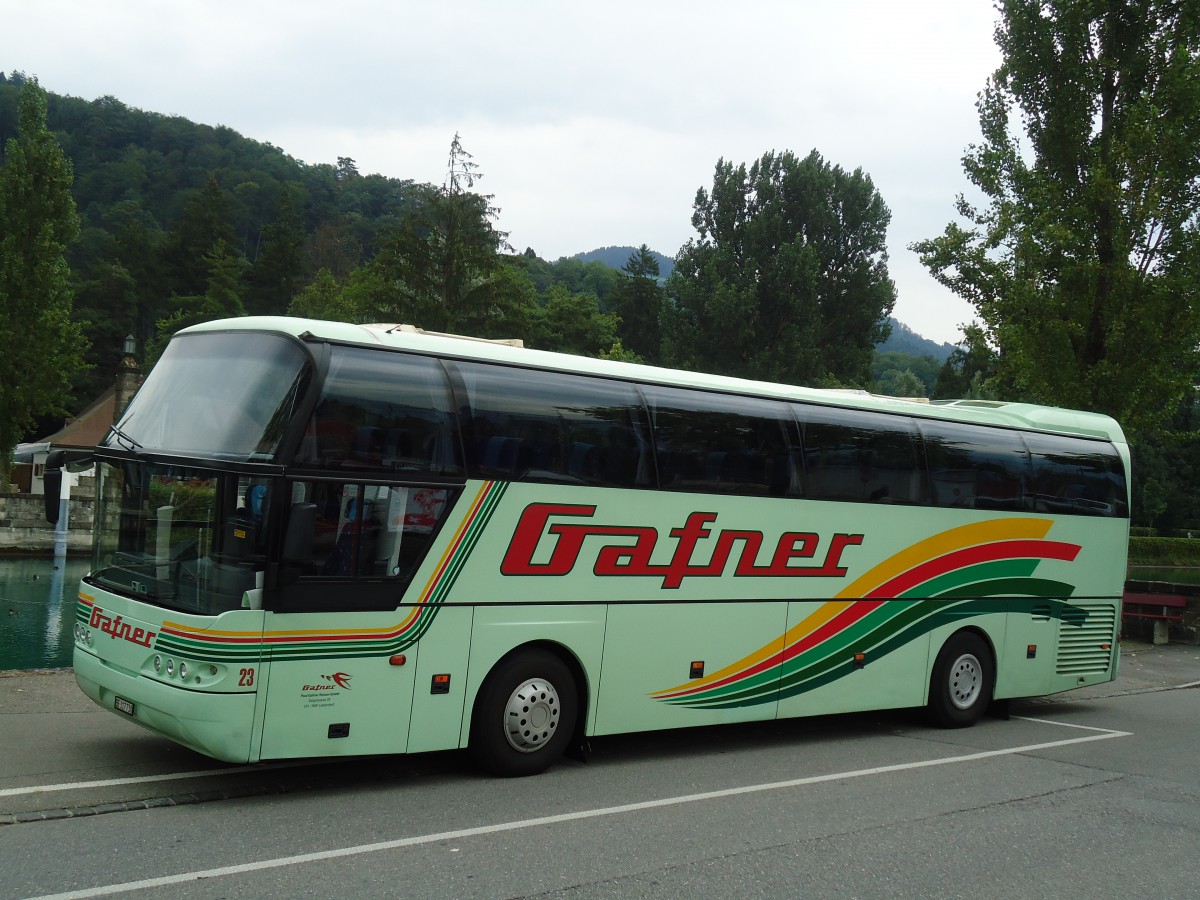 (128'773) - Gafner, Thun - Nr. 23/BE 317'730 - Neoplan am 17. August 2010 bei der Schiffl�ndte Thun