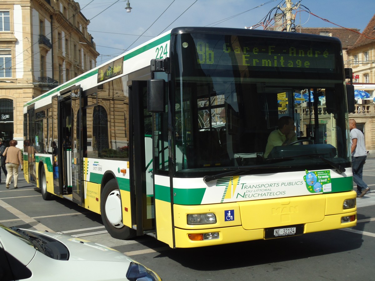 (129'535) - TN Neuch�tel - Nr. 224/NE 32'124 - MAN am 6. September 2010 in Neuch�tel, Place Pury