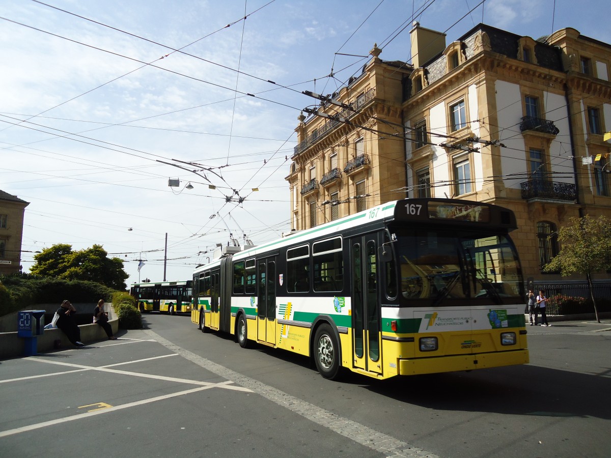 (129'565) - TN Neuch�tel - Nr. 167 - FBW/Hess Gelenktrolleybus am 6. September 2010 in Neuch�tel, Place Pury