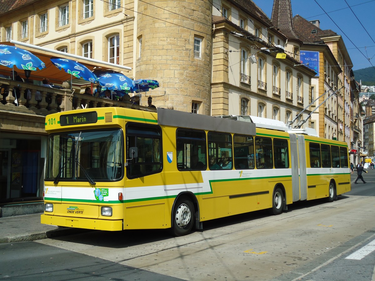(129'571) - TN Neuch�tel - Nr. 101 - NAW/Hess Gelenktrolleybus am 6. September 2010 in Neuch�tel, Place Pury