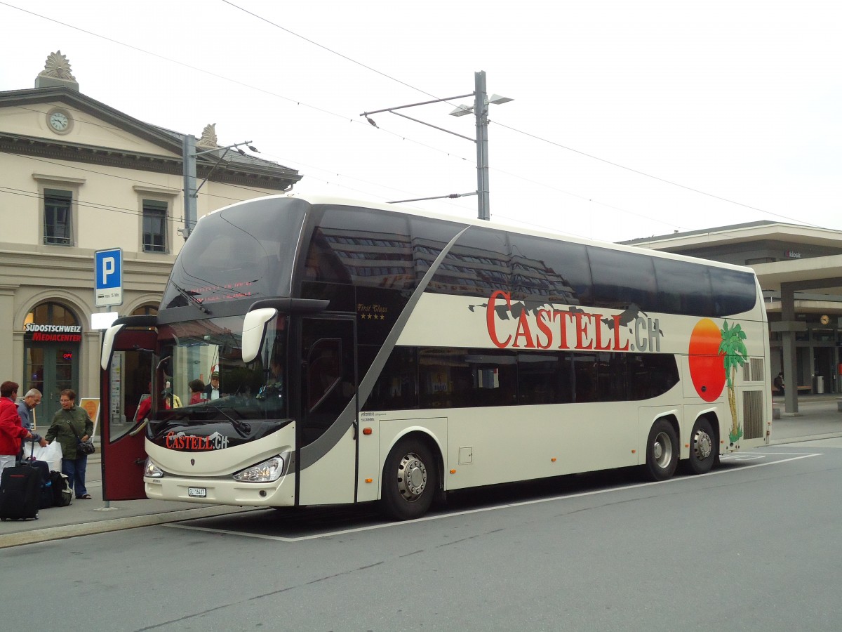 (129'777) - Castell, N�fels - GL 16'437 - Scania/Atomic am 18. September 2010 beim Bahnhof Chur